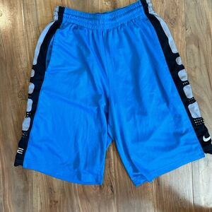 Nike Elite Shorts - M